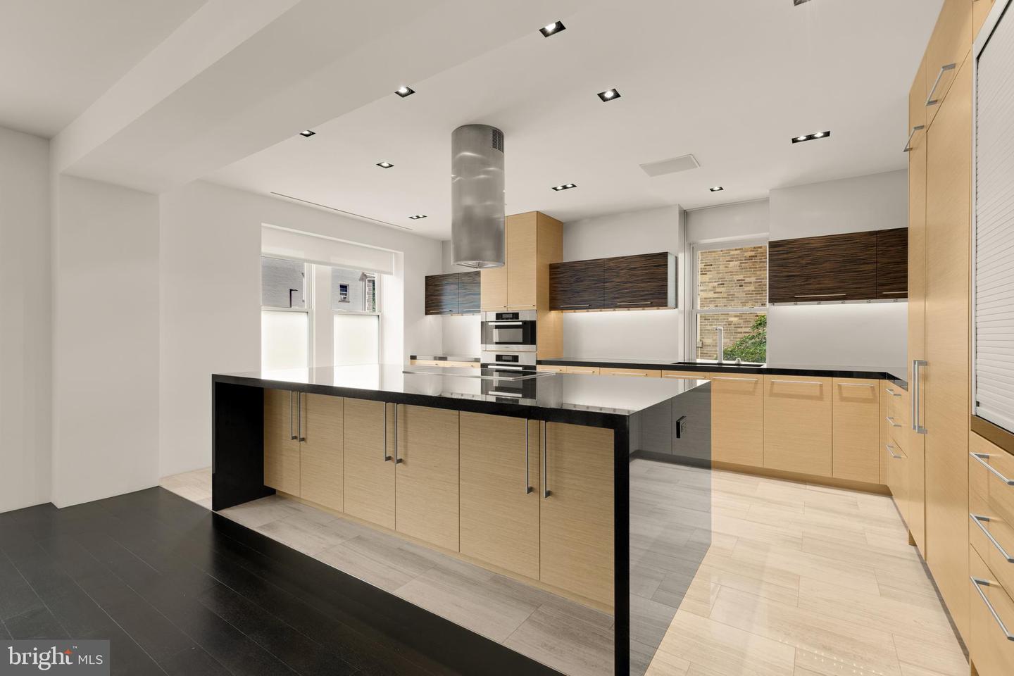 2101 CONNECTICUT AVE NW #24, WASHINGTON, District Of Columbia 20008, 3 Bedrooms Bedrooms, ,3 BathroomsBathrooms,Residential,For sale,2101 CONNECTICUT AVE NW #24,DCDC2221078 MLS # DCDC2221078