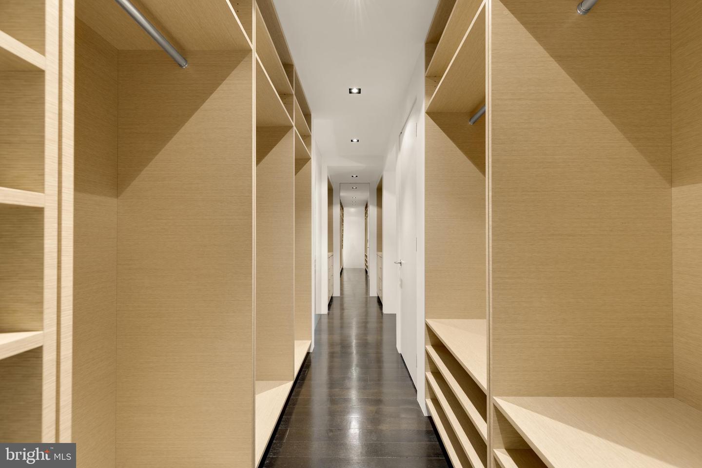 2101 CONNECTICUT AVE NW #24, WASHINGTON, District Of Columbia 20008, 3 Bedrooms Bedrooms, ,3 BathroomsBathrooms,Residential,For sale,2101 CONNECTICUT AVE NW #24,DCDC2221078 MLS # DCDC2221078