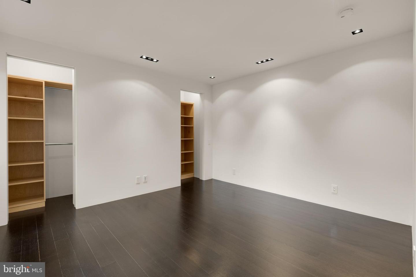 2101 CONNECTICUT AVE NW #24, WASHINGTON, District Of Columbia 20008, 3 Bedrooms Bedrooms, ,3 BathroomsBathrooms,Residential,For sale,2101 CONNECTICUT AVE NW #24,DCDC2221078 MLS # DCDC2221078