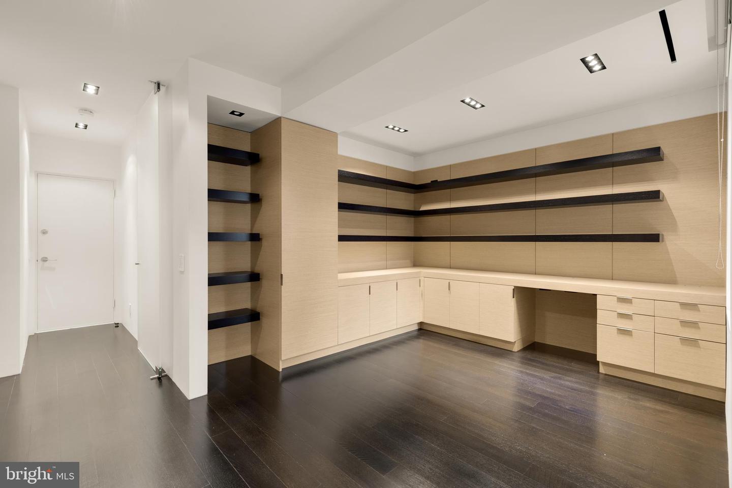 2101 CONNECTICUT AVE NW #24, WASHINGTON, District Of Columbia 20008, 3 Bedrooms Bedrooms, ,3 BathroomsBathrooms,Residential,For sale,2101 CONNECTICUT AVE NW #24,DCDC2221078 MLS # DCDC2221078