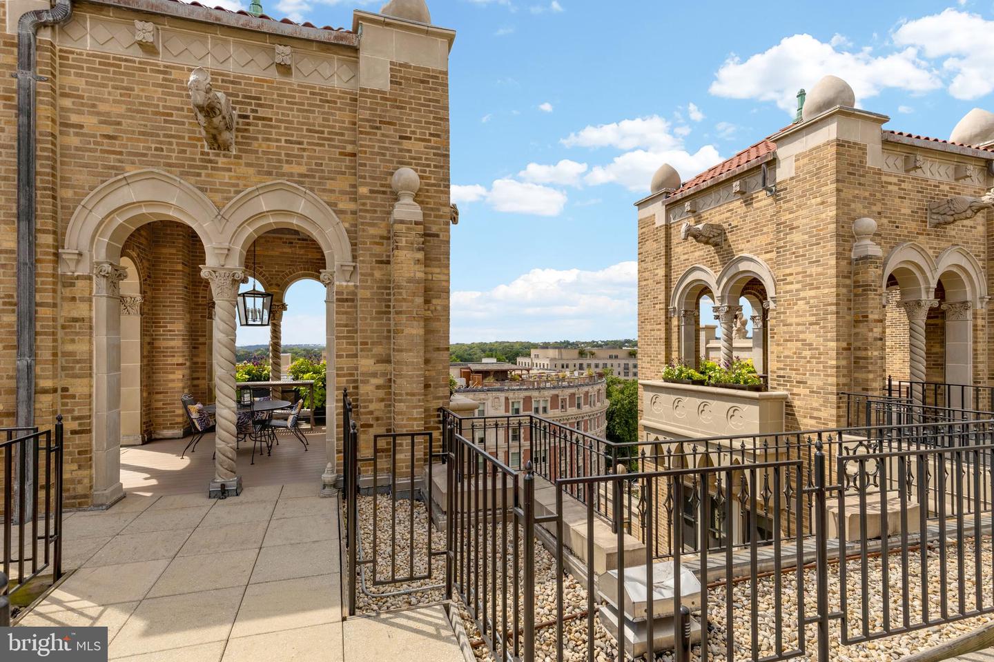 2101 CONNECTICUT AVE NW #24, WASHINGTON, District Of Columbia 20008, 3 Bedrooms Bedrooms, ,3 BathroomsBathrooms,Residential,For sale,2101 CONNECTICUT AVE NW #24,DCDC2221078 MLS # DCDC2221078