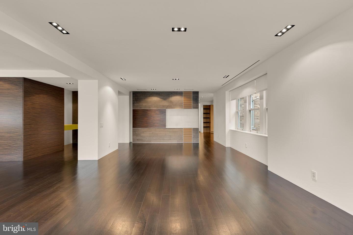 2101 CONNECTICUT AVE NW #24, WASHINGTON, District Of Columbia 20008, 3 Bedrooms Bedrooms, ,3 BathroomsBathrooms,Residential,For sale,2101 CONNECTICUT AVE NW #24,DCDC2221078 MLS # DCDC2221078