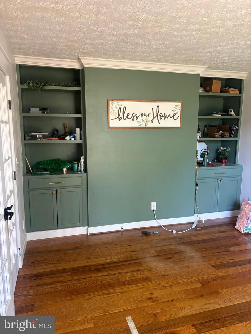 20 DIRBY WAY, FISHERSVILLE, Virginia 22939, 3 Bedrooms Bedrooms, 7 Rooms Rooms,2 BathroomsBathrooms,Residential,For sale,20 DIRBY WAY,VAAG2002652 MLS # VAAG2002652