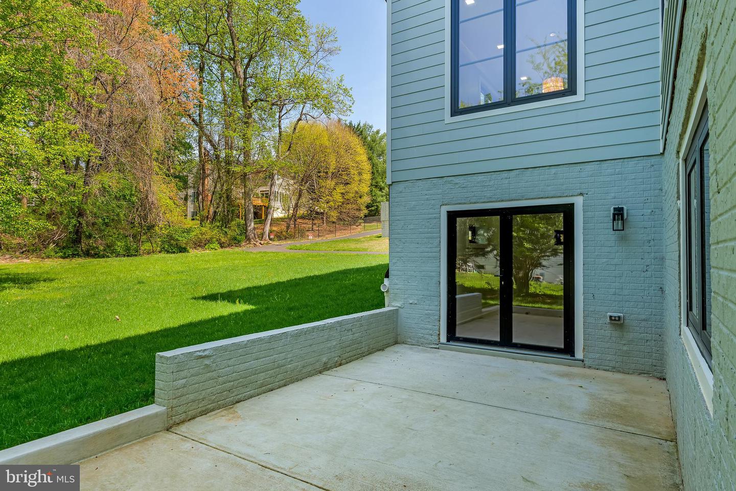 11610 LEESBURG PIKE, HERNDON, Virginia 20170, 6 Bedrooms Bedrooms, ,5 BathroomsBathrooms,Residential,For sale,11610 LEESBURG PIKE,VAFX2235004 MLS # VAFX2235004