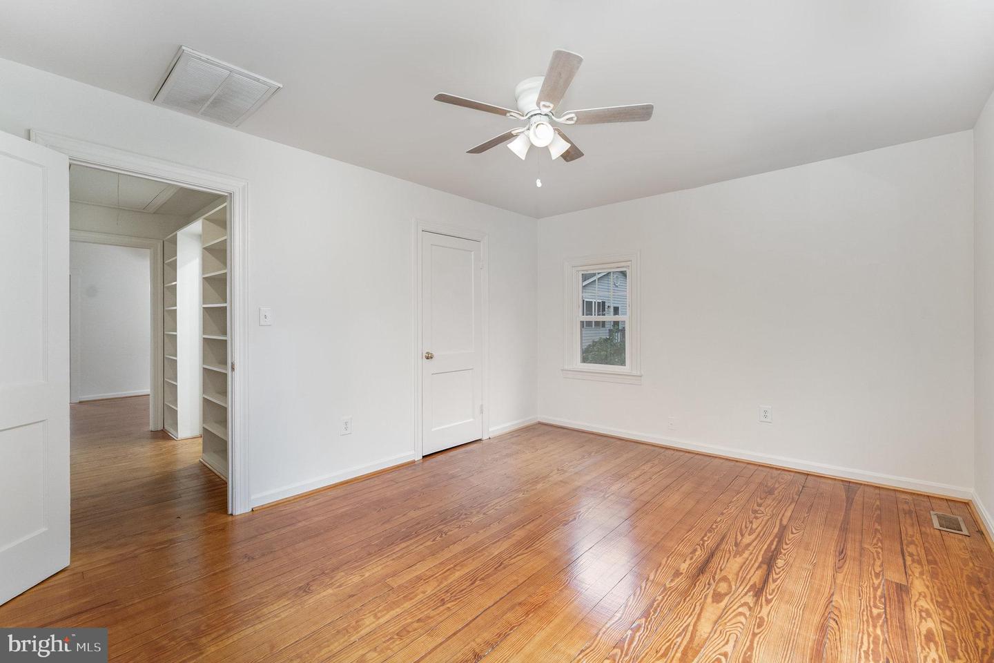 143 5TH ST, COLONIAL BEACH, Virginia 22443, 2 Bedrooms Bedrooms, ,1 BathroomBathrooms,Residential,For sale,143 5TH ST,VAWE2009304 MLS # VAWE2009304