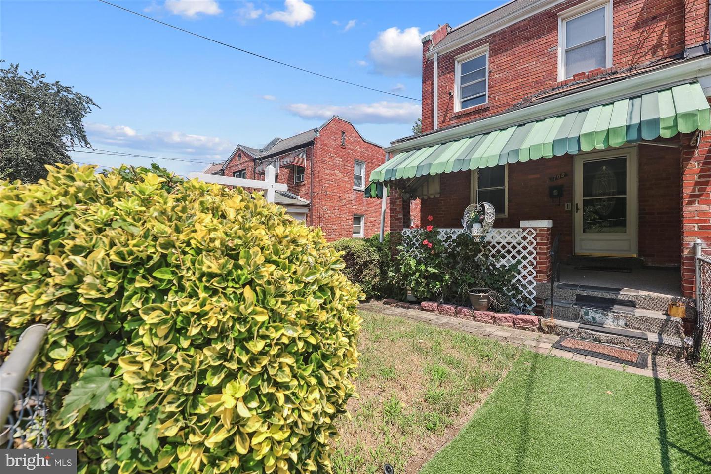 1700 40TH ST SE, WASHINGTON, District Of Columbia 20020, 3 Bedrooms Bedrooms, ,2 BathroomsBathrooms,Residential,For sale,1700 40TH ST SE,DCDC2212922 MLS # DCDC2212922