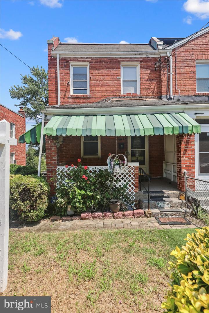 1700 40TH ST SE, WASHINGTON, District Of Columbia 20020, 3 Bedrooms Bedrooms, ,2 BathroomsBathrooms,Residential,For sale,1700 40TH ST SE,DCDC2212922 MLS # DCDC2212922