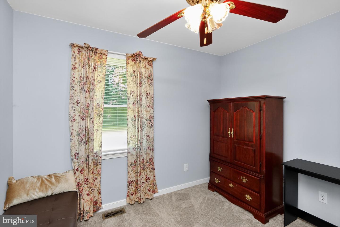 330 POWDER HORN DR, RUTHER GLEN, Virginia 22546, 4 Bedrooms Bedrooms, ,3 BathroomsBathrooms,Residential,For sale,330 POWDER HORN DR,VACV2008602 MLS # VACV2008602