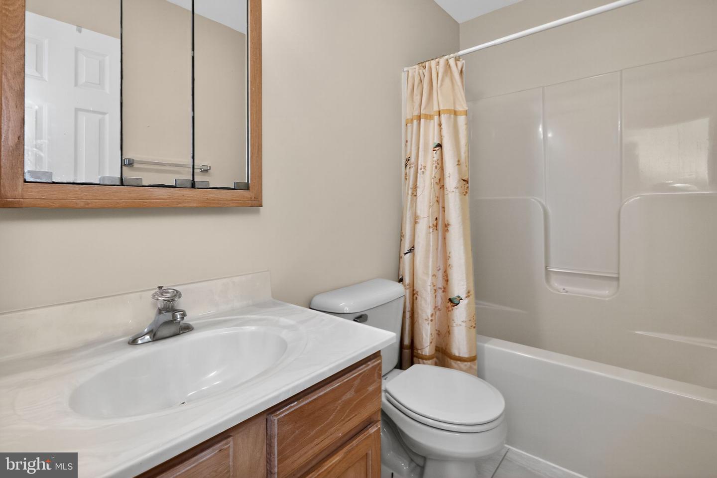 330 POWDER HORN DR, RUTHER GLEN, Virginia 22546, 4 Bedrooms Bedrooms, ,3 BathroomsBathrooms,Residential,For sale,330 POWDER HORN DR,VACV2008602 MLS # VACV2008602