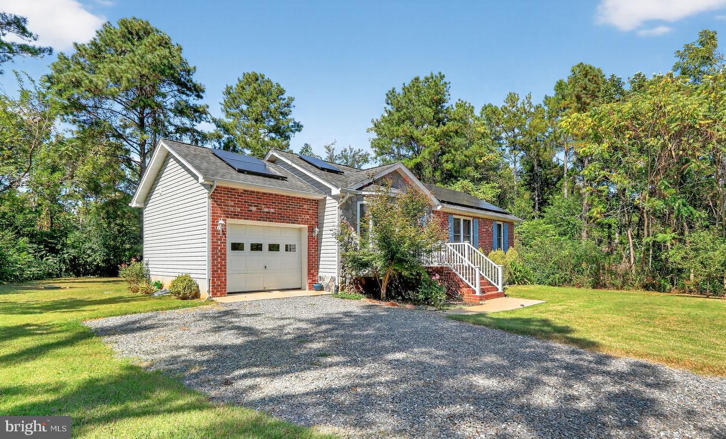 330 POWDER HORN DR, RUTHER GLEN, Virginia 22546, 4 Bedrooms Bedrooms, ,3 BathroomsBathrooms,Residential,For sale,330 POWDER HORN DR,VACV2008602 MLS # VACV2008602