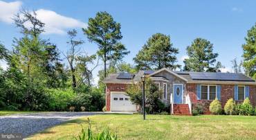 330 POWDER HORN DR, RUTHER GLEN, Virginia 22546, 4 Bedrooms Bedrooms, ,3 BathroomsBathrooms,Residential,For sale,330 POWDER HORN DR,VACV2008602 MLS # VACV2008602