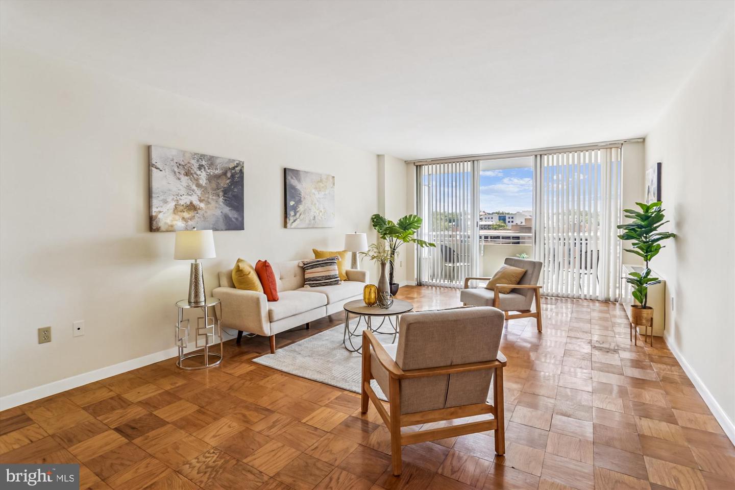 3001 VEAZEY TER NW #1508, WASHINGTON, District Of Columbia 20008, 2 Bedrooms Bedrooms, ,2 BathroomsBathrooms,Residential,For sale,3001 VEAZEY TER NW #1508,DCDC2213310 MLS # DCDC2213310