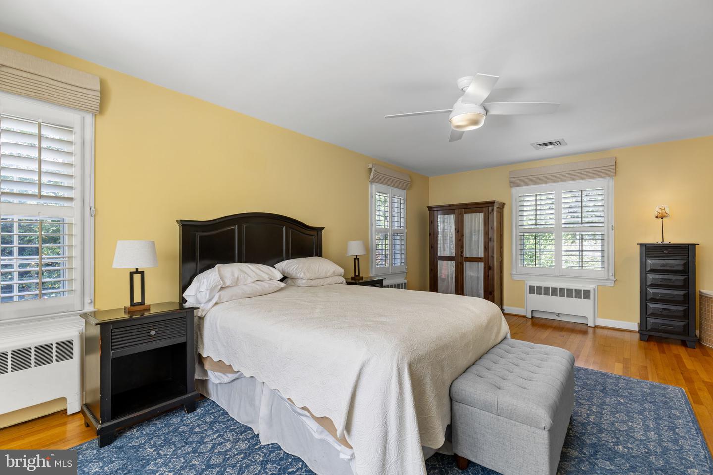 3215 JUNIPER LN, FALLS CHURCH, Virginia 22044, 4 Bedrooms Bedrooms, ,3 BathroomsBathrooms,Residential,For sale,3215 JUNIPER LN,VAFX2259914 MLS # VAFX2259914