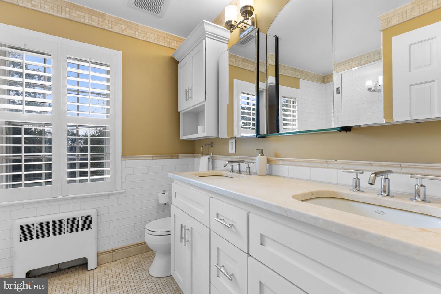 3215 JUNIPER LN, FALLS CHURCH, Virginia 22044, 4 Bedrooms Bedrooms, ,3 BathroomsBathrooms,Residential,For sale,3215 JUNIPER LN,VAFX2259914 MLS # VAFX2259914