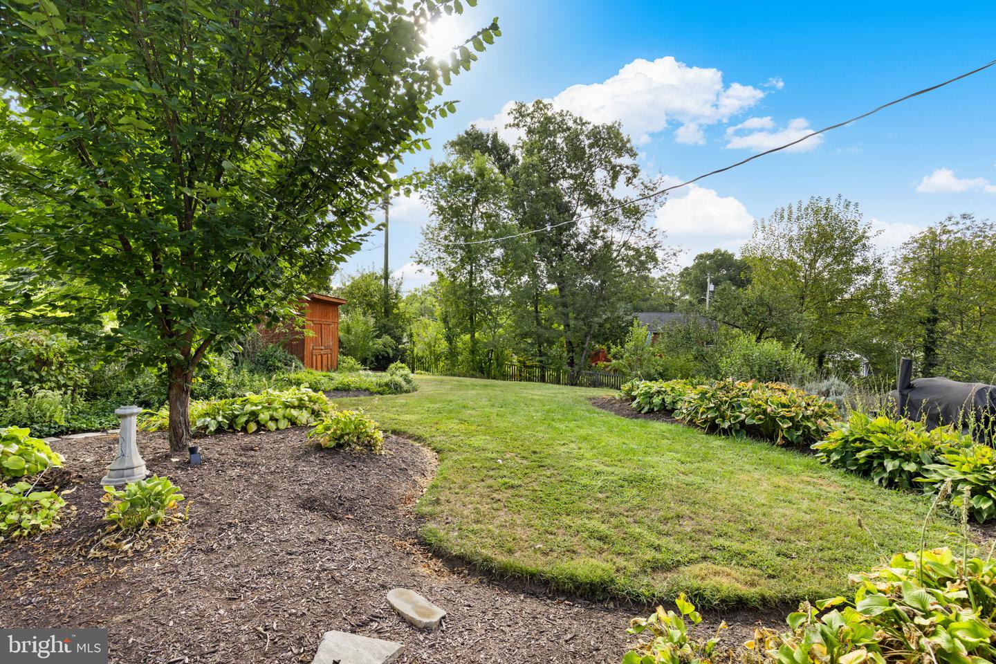 3215 JUNIPER LN, FALLS CHURCH, Virginia 22044, 4 Bedrooms Bedrooms, ,3 BathroomsBathrooms,Residential,For sale,3215 JUNIPER LN,VAFX2259914 MLS # VAFX2259914