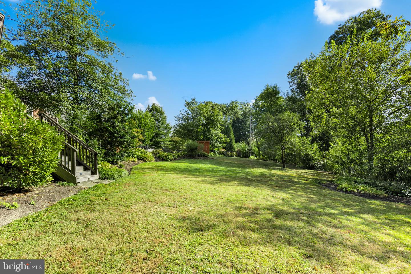 3215 JUNIPER LN, FALLS CHURCH, Virginia 22044, 4 Bedrooms Bedrooms, ,3 BathroomsBathrooms,Residential,For sale,3215 JUNIPER LN,VAFX2259914 MLS # VAFX2259914