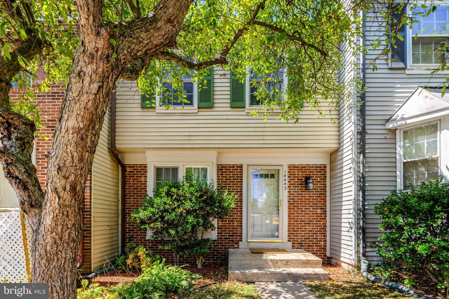 14445 SALISBURY PLAIN CT, CENTREVILLE, Virginia 20120, 2 Bedrooms Bedrooms, ,2 BathroomsBathrooms,Residential,For sale,14445 SALISBURY PLAIN CT,VAFX2260336 MLS # VAFX2260336