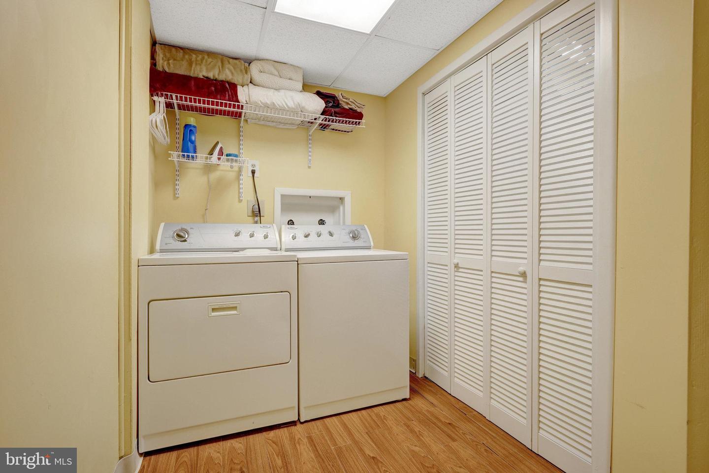14445 SALISBURY PLAIN CT, CENTREVILLE, Virginia 20120, 2 Bedrooms Bedrooms, ,2 BathroomsBathrooms,Residential,For sale,14445 SALISBURY PLAIN CT,VAFX2260336 MLS # VAFX2260336