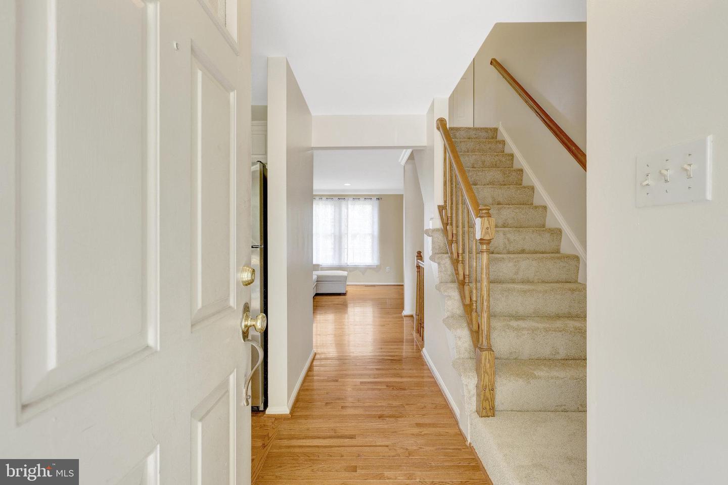 14445 SALISBURY PLAIN CT, CENTREVILLE, Virginia 20120, 2 Bedrooms Bedrooms, ,2 BathroomsBathrooms,Residential,For sale,14445 SALISBURY PLAIN CT,VAFX2260336 MLS # VAFX2260336