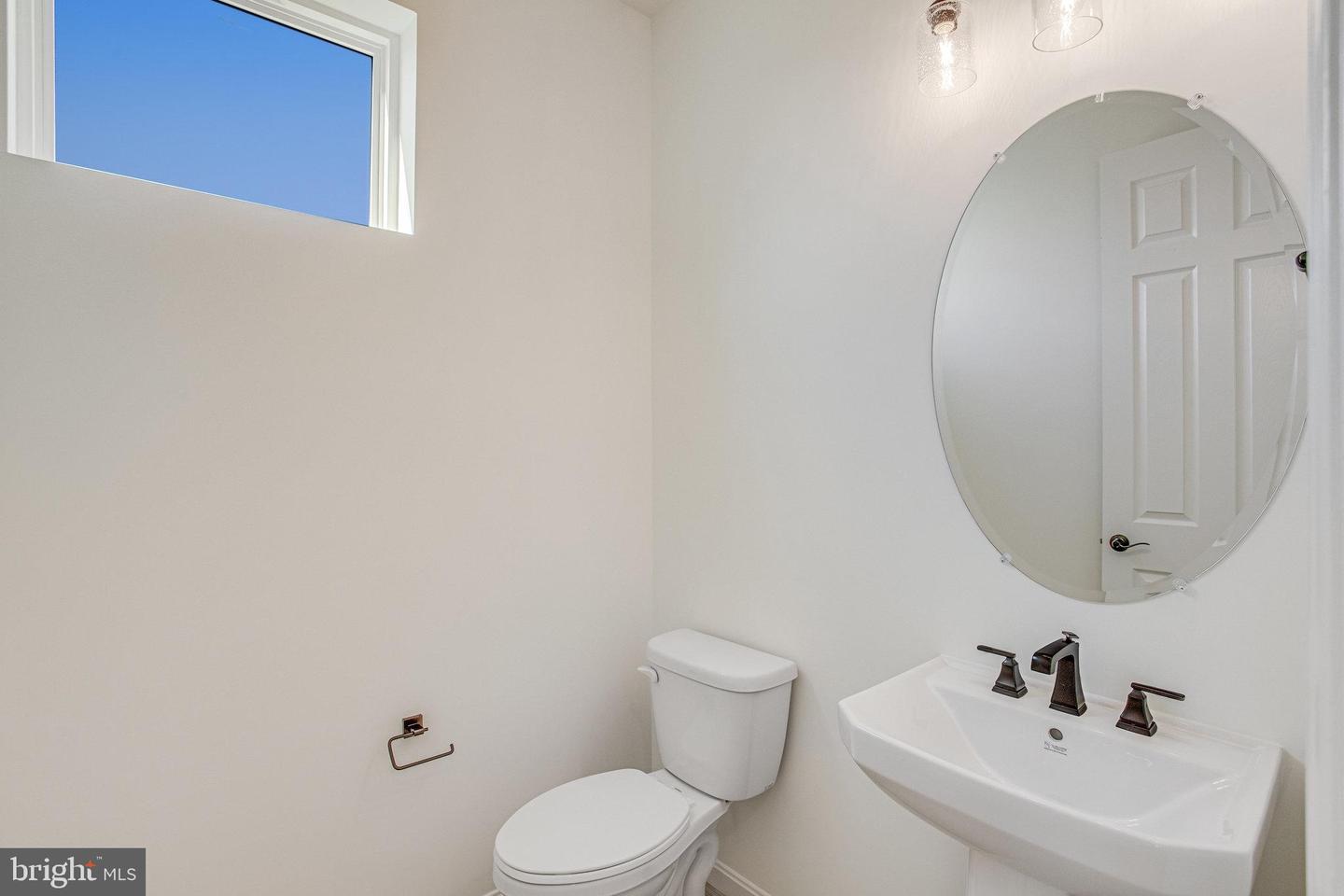 120 MIDSUMMER LN, MIDDLETOWN, Virginia 22645, 3 Bedrooms Bedrooms, ,2 BathroomsBathrooms,Residential,For sale,120 MIDSUMMER LN,VAFV2022718 MLS # VAFV2022718