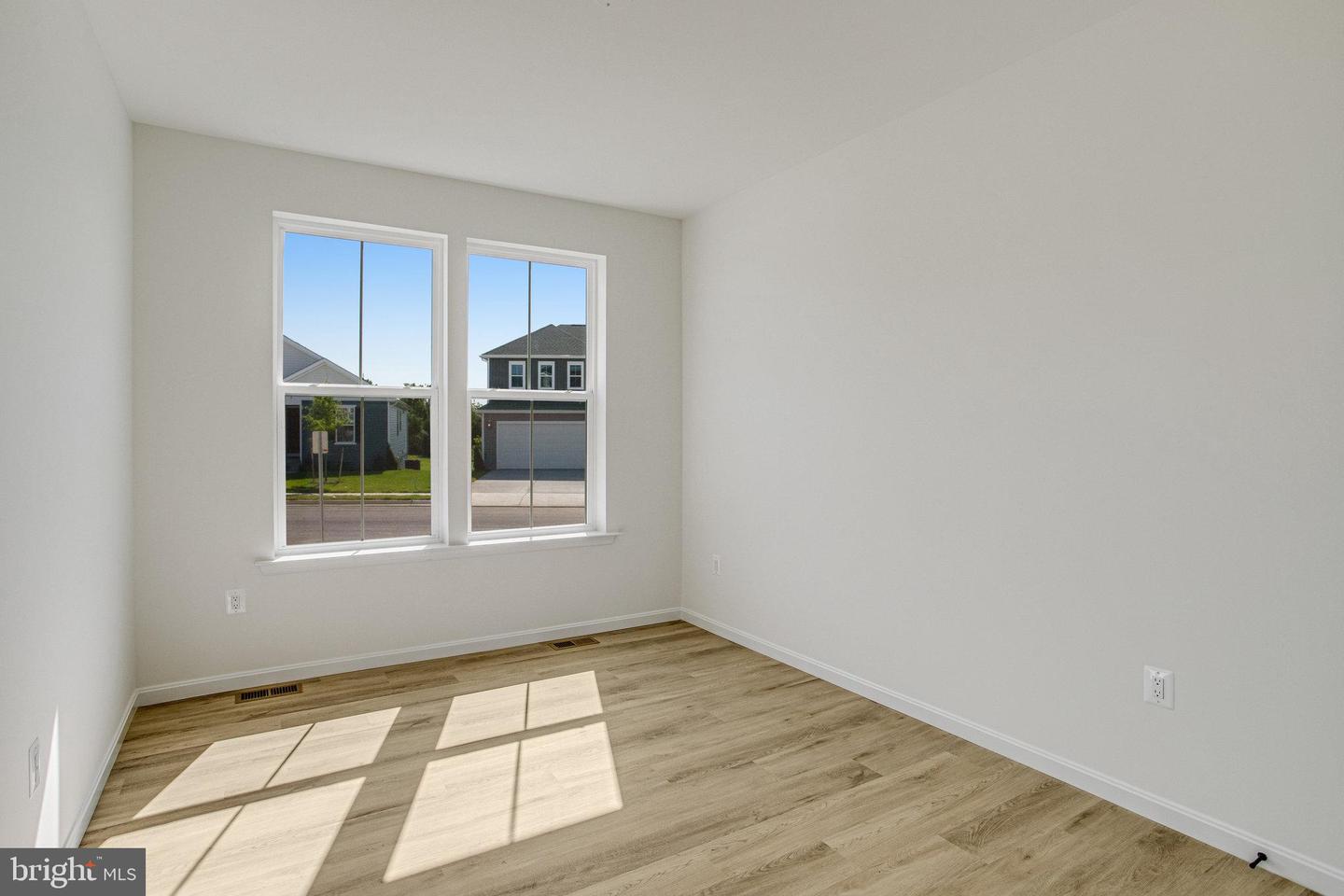 120 MIDSUMMER LN, MIDDLETOWN, Virginia 22645, 3 Bedrooms Bedrooms, ,2 BathroomsBathrooms,Residential,For sale,120 MIDSUMMER LN,VAFV2022718 MLS # VAFV2022718