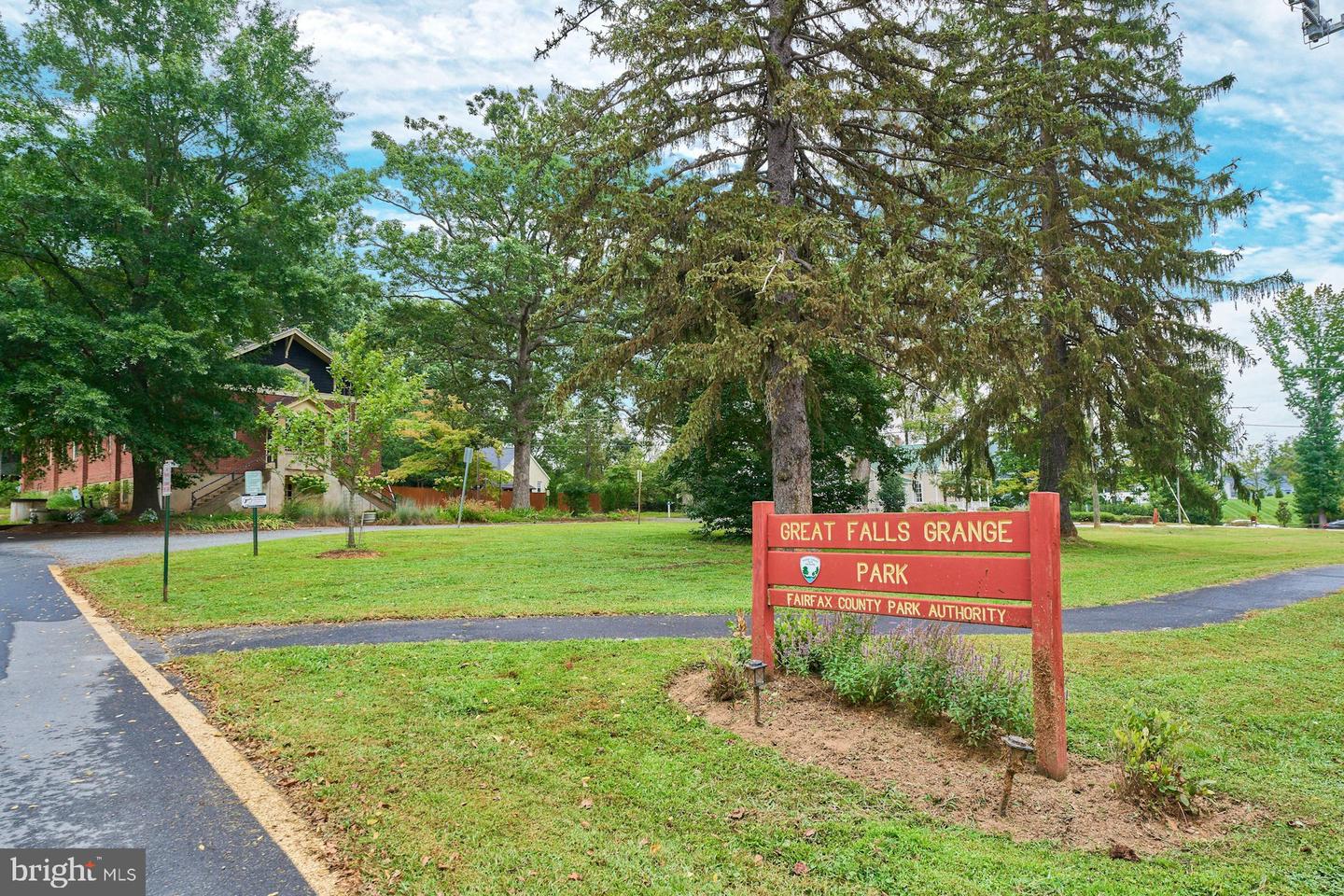 9113 JEFFERY RD, GREAT FALLS, Virginia 22066, ,Land,For sale,9113 JEFFERY RD,VAFX2265416 MLS # VAFX2265416