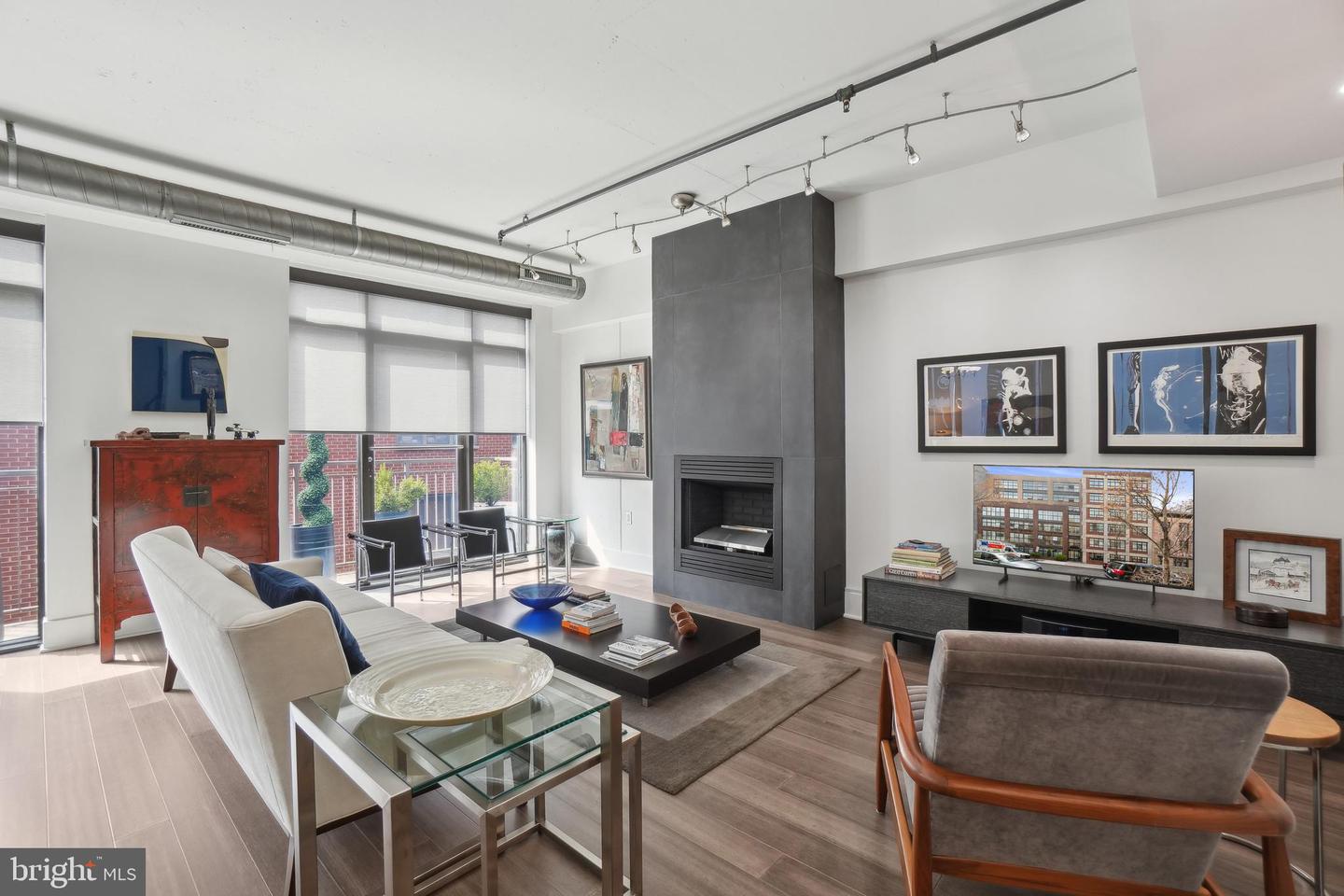 1440 CHURCH ST NW #605, WASHINGTON, District Of Columbia 20005, 2 Bedrooms Bedrooms, ,2 BathroomsBathrooms,Residential,For sale,1440 CHURCH ST NW #605,DCDC2193800 MLS # DCDC2193800