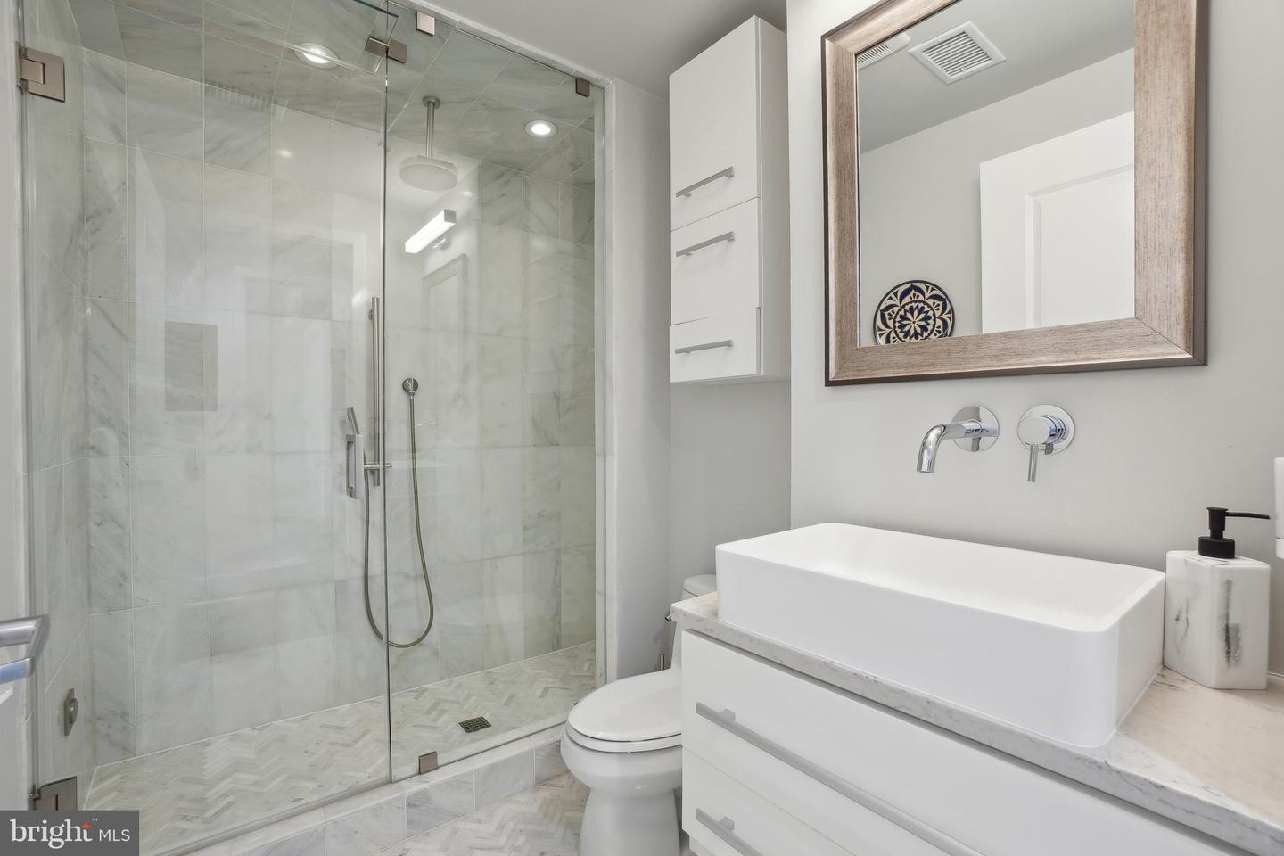 1440 CHURCH ST NW #605, WASHINGTON, District Of Columbia 20005, 2 Bedrooms Bedrooms, ,2 BathroomsBathrooms,Residential,For sale,1440 CHURCH ST NW #605,DCDC2193800 MLS # DCDC2193800