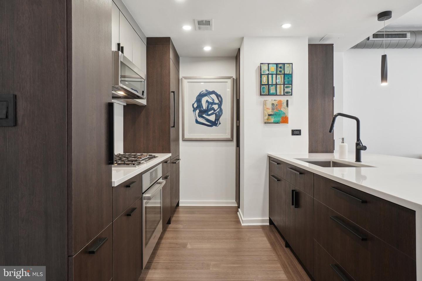 1440 CHURCH ST NW #605, WASHINGTON, District Of Columbia 20005, 2 Bedrooms Bedrooms, ,2 BathroomsBathrooms,Residential,For sale,1440 CHURCH ST NW #605,DCDC2193800 MLS # DCDC2193800