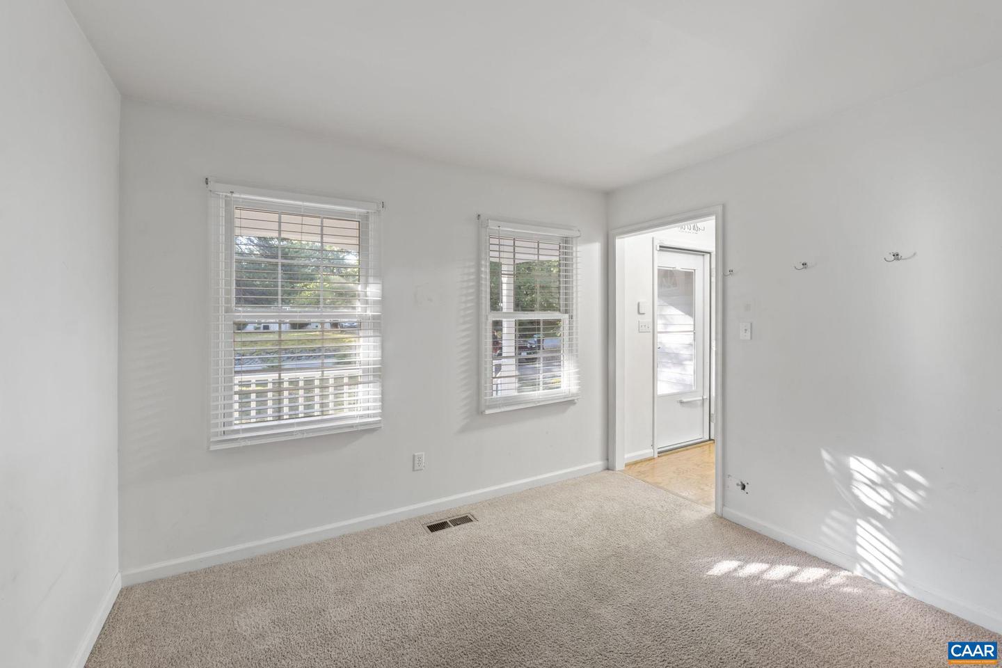 39 OVERLOOK CIR, PALMYRA, Virginia 22963, 3 Bedrooms Bedrooms, ,2 BathroomsBathrooms,Residential,For sale,39 OVERLOOK CIR,663105 MLS # 663105