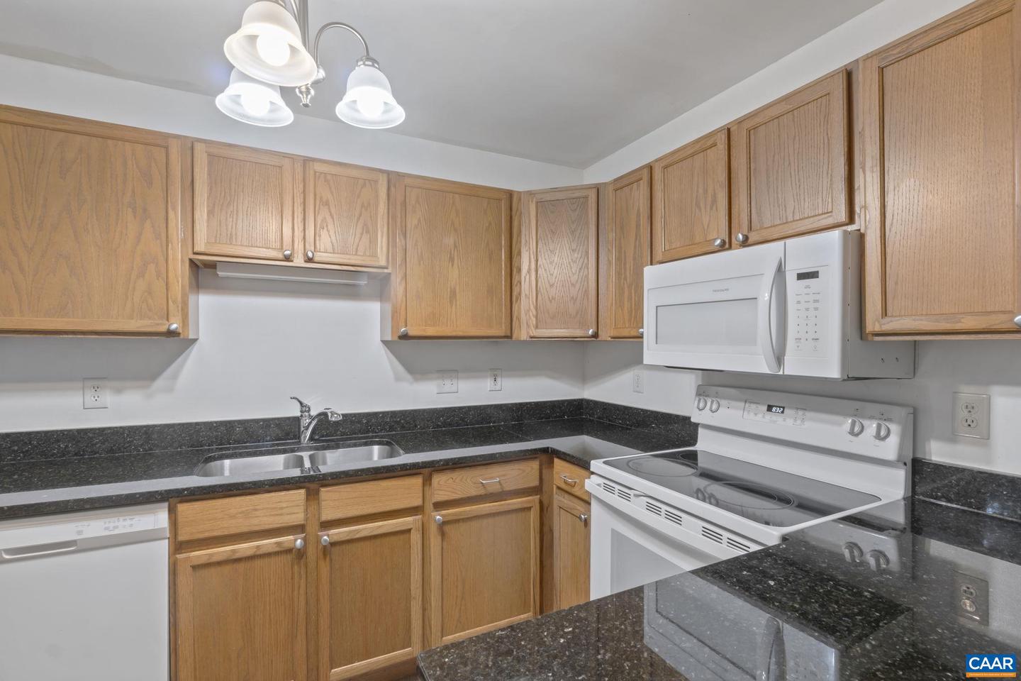 39 OVERLOOK CIR, PALMYRA, Virginia 22963, 3 Bedrooms Bedrooms, ,2 BathroomsBathrooms,Residential,For sale,39 OVERLOOK CIR,663105 MLS # 663105