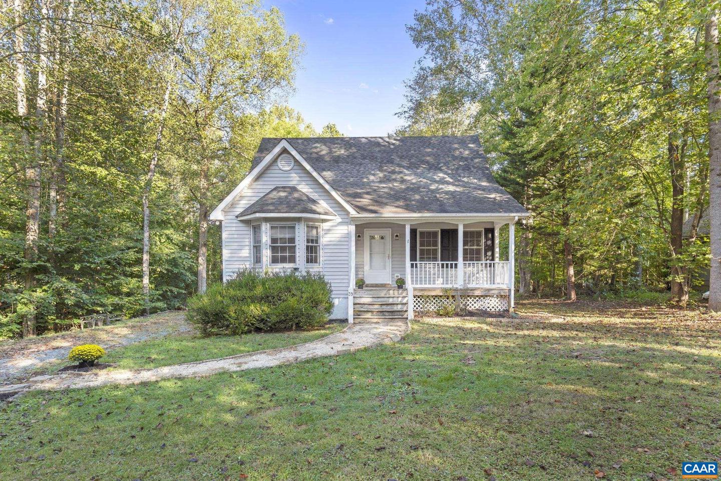 39 OVERLOOK CIR, PALMYRA, Virginia 22963, 3 Bedrooms Bedrooms, ,2 BathroomsBathrooms,Residential,For sale,39 OVERLOOK CIR,663105 MLS # 663105