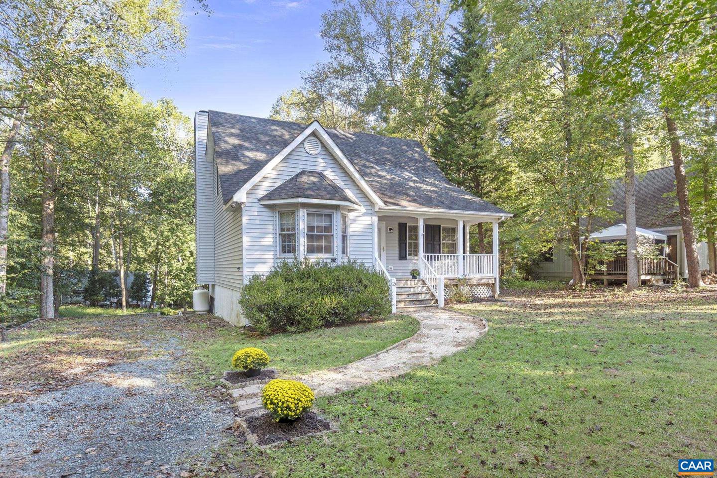 39 OVERLOOK CIR, PALMYRA, Virginia 22963, 3 Bedrooms Bedrooms, ,2 BathroomsBathrooms,Residential,For sale,39 OVERLOOK CIR,663105 MLS # 663105