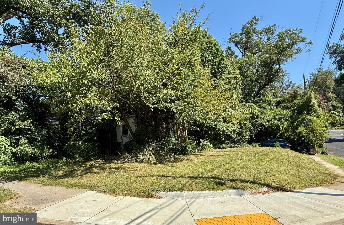 5611 15TH ST N, ARLINGTON, Virginia 22205, ,Land,For sale,5611 15TH ST N,VAAR2063368 MLS # VAAR2063368