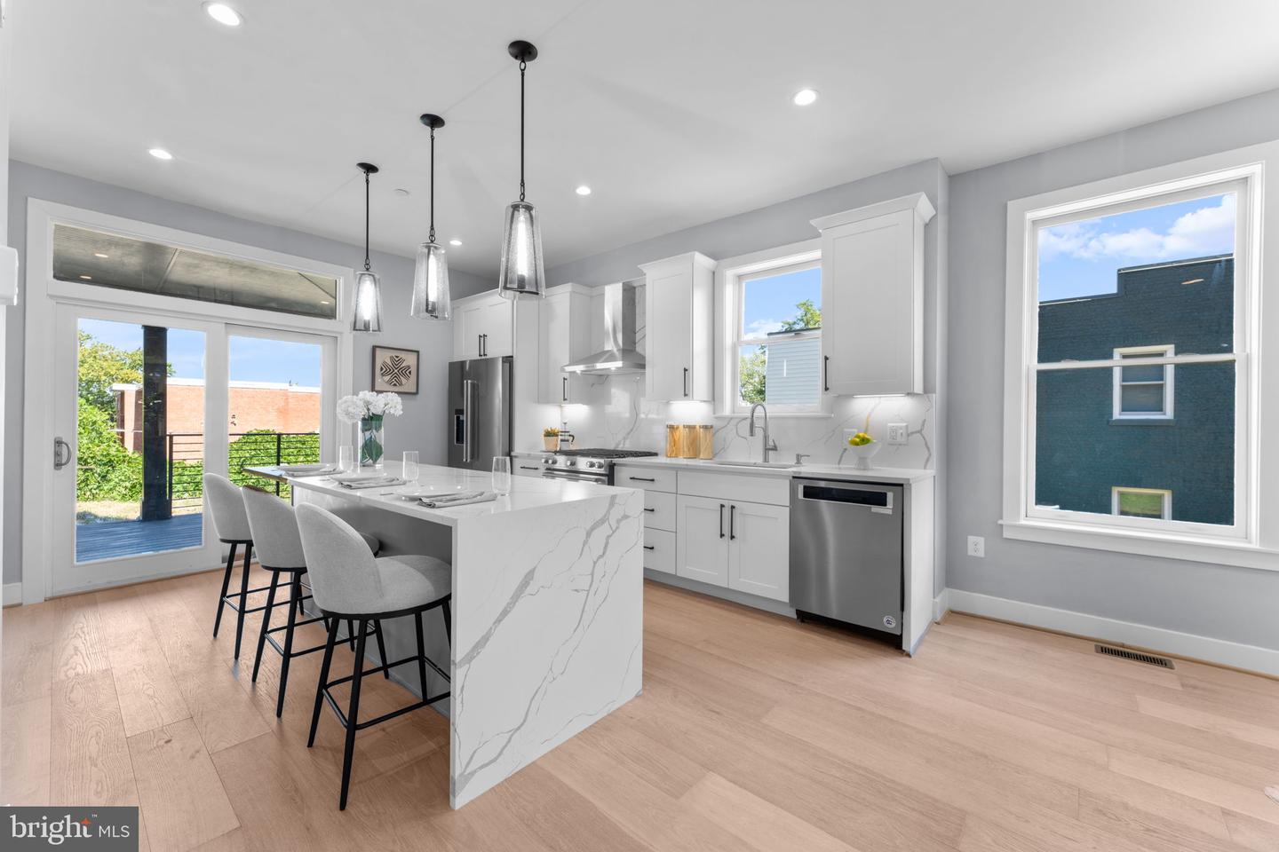 2331 HIGH ST SE, WASHINGTON, District Of Columbia 20020, 4 Bedrooms Bedrooms, ,4 BathroomsBathrooms,Residential,For sale,2331 HIGH ST SE,DCDC2198806 MLS # DCDC2198806