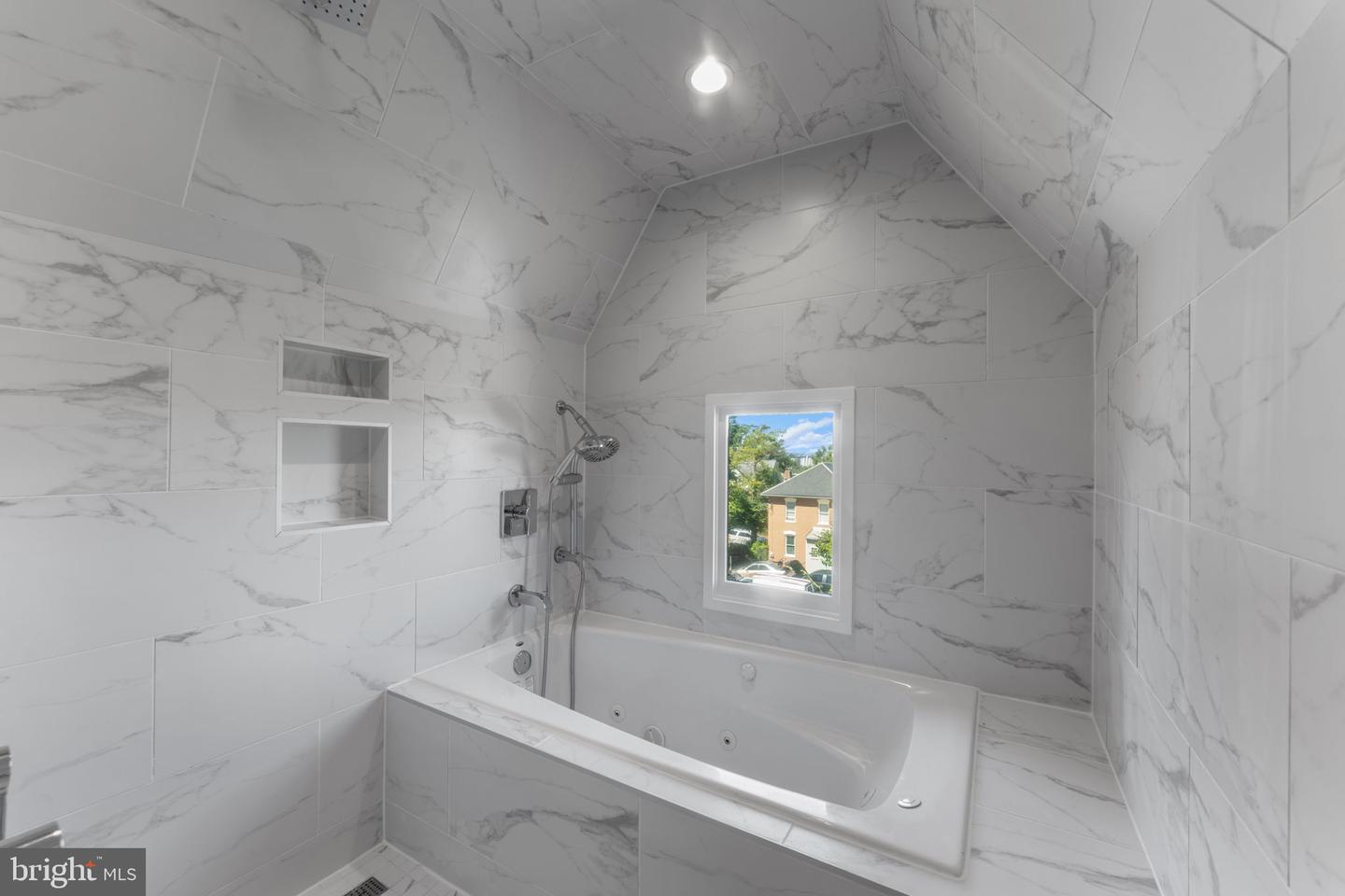 2331 HIGH ST SE, WASHINGTON, District Of Columbia 20020, 4 Bedrooms Bedrooms, ,4 BathroomsBathrooms,Residential,For sale,2331 HIGH ST SE,DCDC2198806 MLS # DCDC2198806