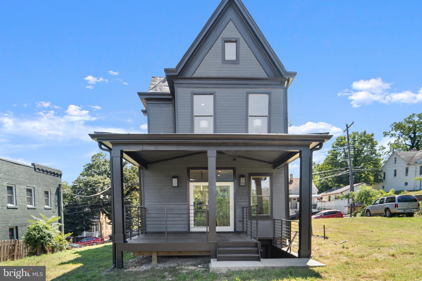2331 HIGH ST SE, WASHINGTON, District Of Columbia 20020, 4 Bedrooms Bedrooms, ,4 BathroomsBathrooms,Residential,For sale,2331 HIGH ST SE,DCDC2198806 MLS # DCDC2198806