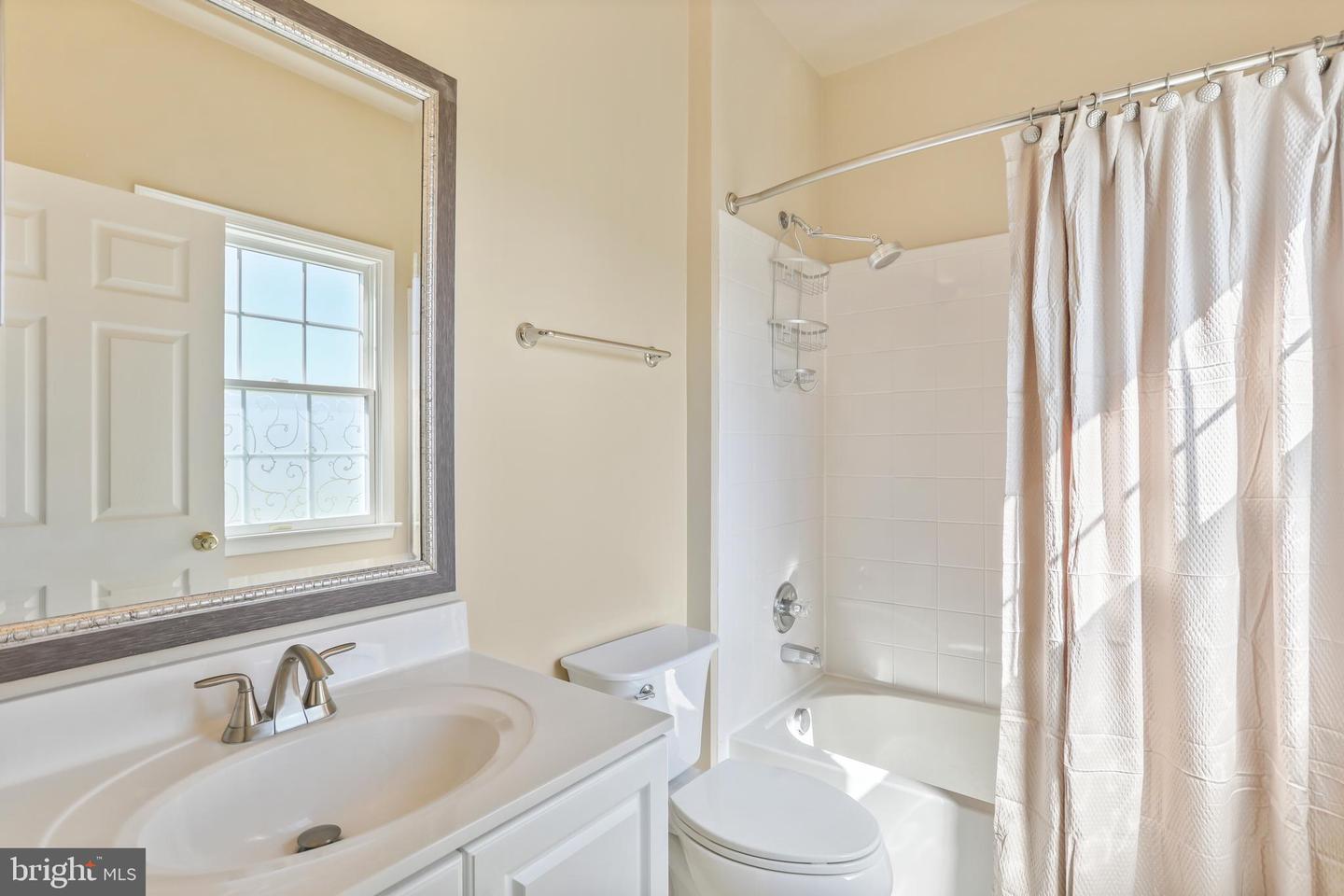 40788 LASTOS CT, WATERFORD, Virginia 20197, 4 Bedrooms Bedrooms, ,4 BathroomsBathrooms,Residential,For sale,40788 LASTOS CT,VALO2098392 MLS # VALO2098392