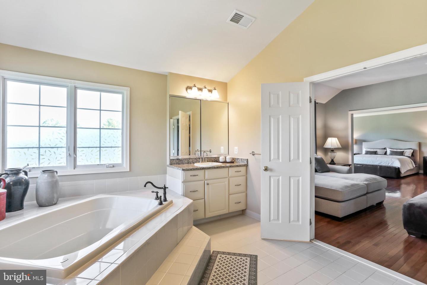 40788 LASTOS CT, WATERFORD, Virginia 20197, 4 Bedrooms Bedrooms, ,4 BathroomsBathrooms,Residential,For sale,40788 LASTOS CT,VALO2098392 MLS # VALO2098392