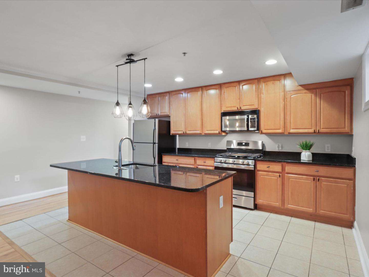 1300 TAYLOR ST NW #4, WASHINGTON, District Of Columbia 20011, 2 Bedrooms Bedrooms, ,2 BathroomsBathrooms,Residential,For sale,1300 TAYLOR ST NW #4,DCDC2206988 MLS # DCDC2206988