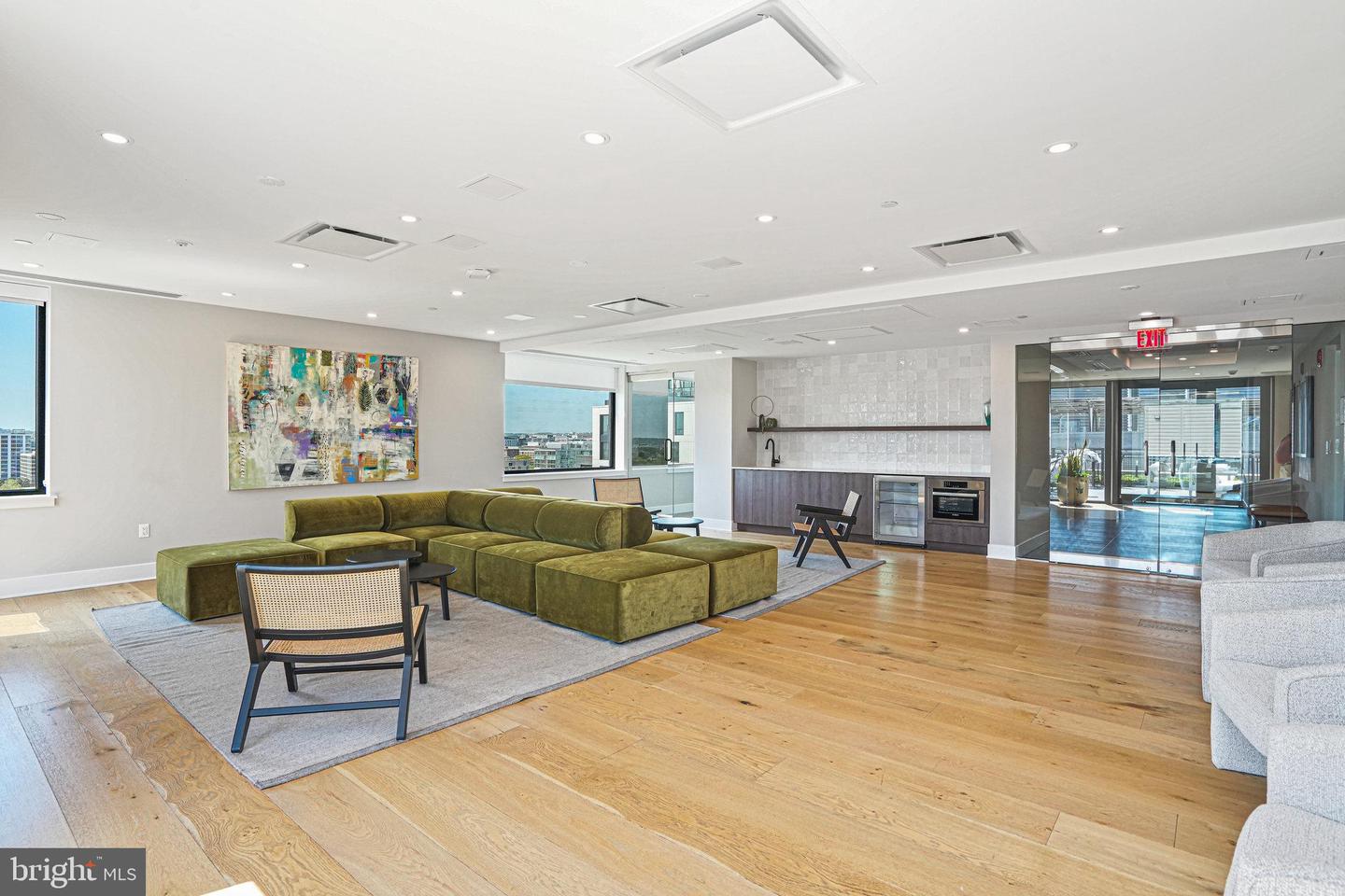37 L ST SE #101, WASHINGTON, District Of Columbia 20003, 2 Bedrooms Bedrooms, ,1 BathroomBathrooms,Residential,For sale,37 L ST SE #101,DCDC2207956 MLS # DCDC2207956
