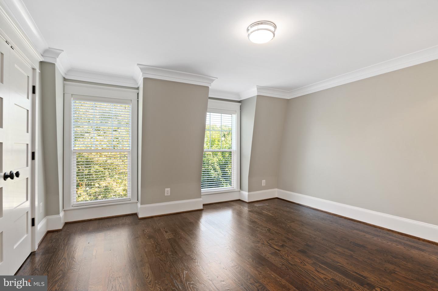 3612 S ST NW, WASHINGTON, District Of Columbia 20007, 5 Bedrooms Bedrooms, ,5 BathroomsBathrooms,Residential,For sale,3612 S ST NW,DCDC2208070 MLS # DCDC2208070