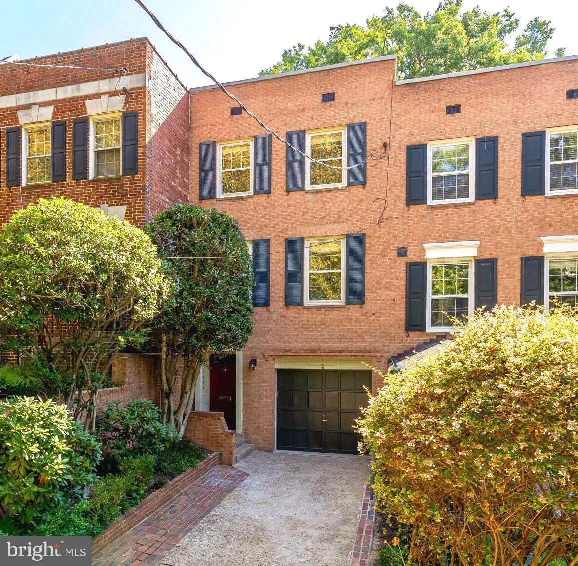1929 39TH ST NW, WASHINGTON, District Of Columbia 20007, 3 Bedrooms Bedrooms, ,3 BathroomsBathrooms,Residential,For sale,1929 39TH ST NW,DCDC2208572 MLS # DCDC2208572