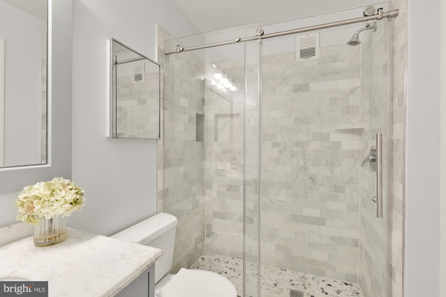 1929 39TH ST NW, WASHINGTON, District Of Columbia 20007, 3 Bedrooms Bedrooms, ,3 BathroomsBathrooms,Residential,For sale,1929 39TH ST NW,DCDC2208572 MLS # DCDC2208572