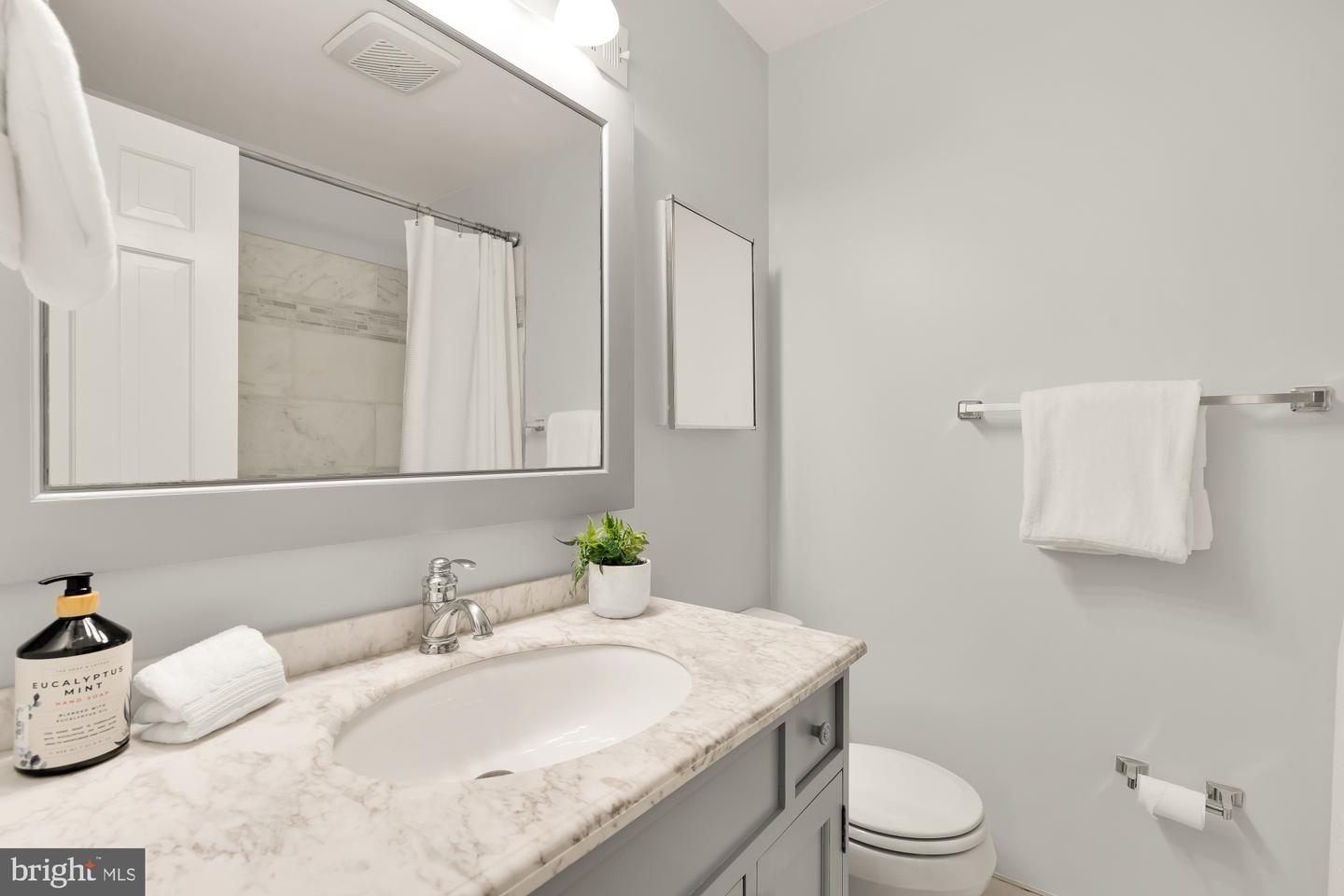 1929 39TH ST NW, WASHINGTON, District Of Columbia 20007, 3 Bedrooms Bedrooms, ,3 BathroomsBathrooms,Residential,For sale,1929 39TH ST NW,DCDC2208572 MLS # DCDC2208572