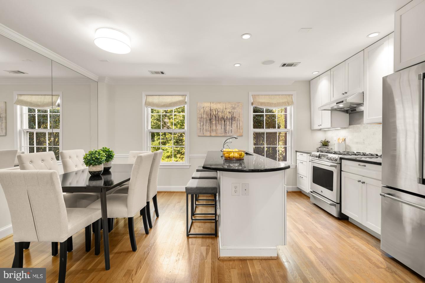 1929 39TH ST NW, WASHINGTON, District Of Columbia 20007, 3 Bedrooms Bedrooms, ,3 BathroomsBathrooms,Residential,For sale,1929 39TH ST NW,DCDC2208572 MLS # DCDC2208572