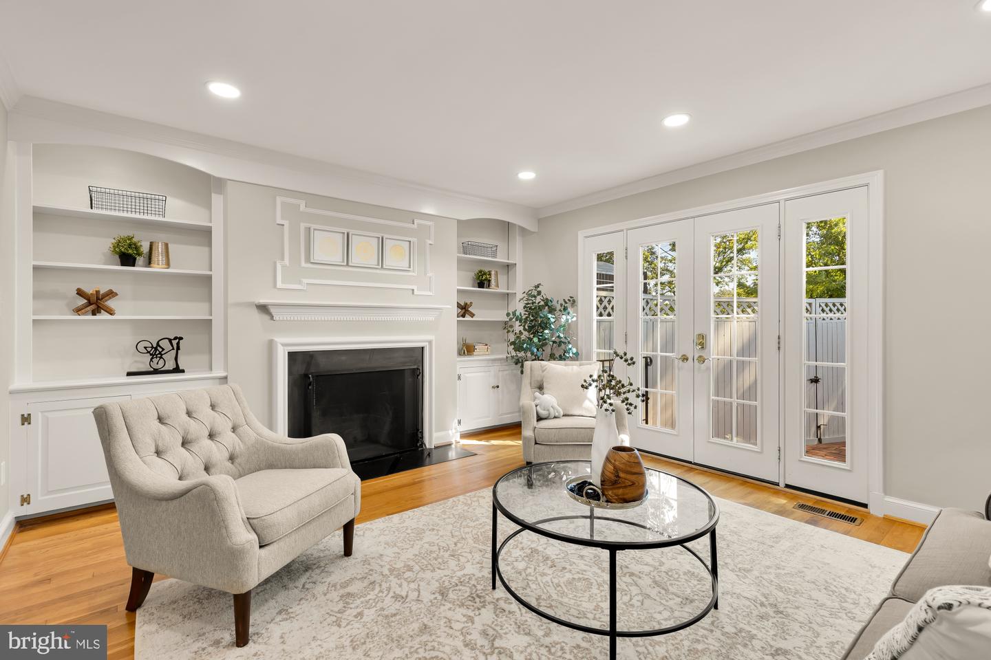 1929 39TH ST NW, WASHINGTON, District Of Columbia 20007, 3 Bedrooms Bedrooms, ,3 BathroomsBathrooms,Residential,For sale,1929 39TH ST NW,DCDC2208572 MLS # DCDC2208572