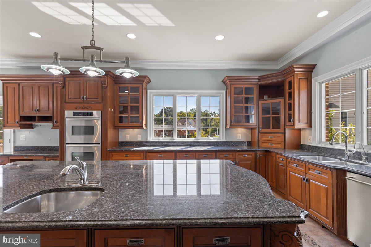 8813 OAK LEAF DR, ALEXANDRIA, Virginia 22309, 6 Bedrooms Bedrooms, ,7 BathroomsBathrooms,Residential,For sale,8813 OAK LEAF DR,VAFX2253734 MLS # VAFX2253734