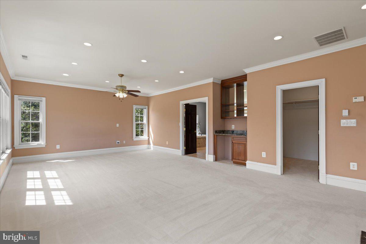 8813 OAK LEAF DR, ALEXANDRIA, Virginia 22309, 6 Bedrooms Bedrooms, ,7 BathroomsBathrooms,Residential,For sale,8813 OAK LEAF DR,VAFX2253734 MLS # VAFX2253734