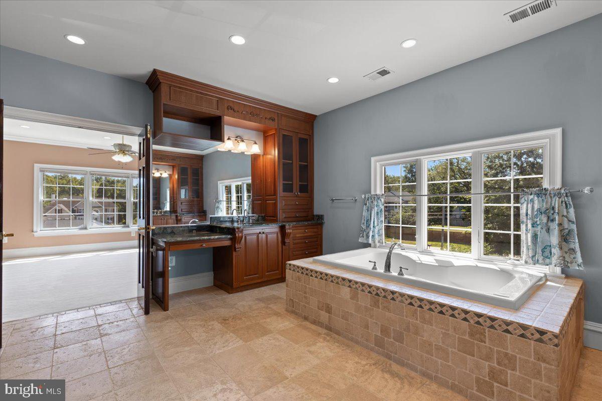 8813 OAK LEAF DR, ALEXANDRIA, Virginia 22309, 6 Bedrooms Bedrooms, ,7 BathroomsBathrooms,Residential,For sale,8813 OAK LEAF DR,VAFX2253734 MLS # VAFX2253734